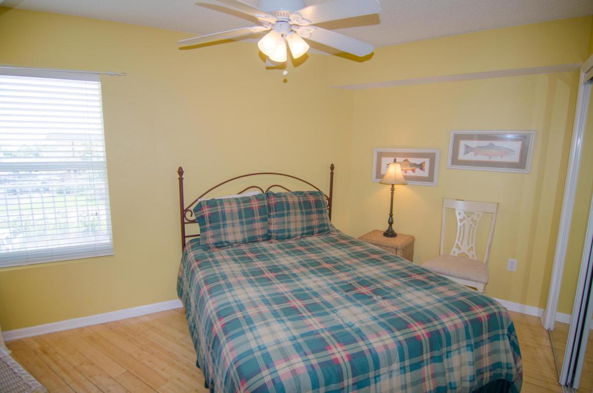 895 SANTA ROSA Boulevard, Fort Walton Beach, FL 32548