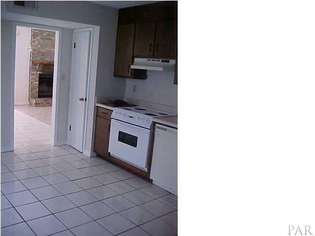 1249 REDWOOD LN, Gulf Breeze, FL 32563