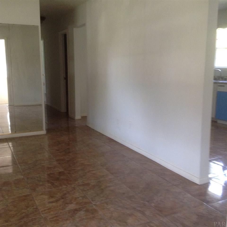 3155 Notre Dame Dr, Gulf Breeze, FL 32563