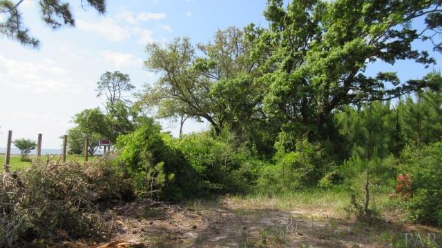 5561 SOUNDSIDE DR, Gulf Breeze, FL 32563
