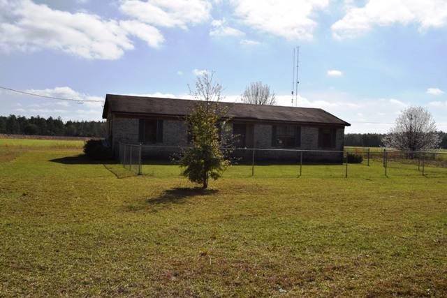 7450 Leonard Barnes Rd, Holt, FL 32564