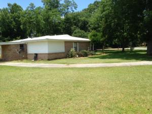 5152 Mildred St, Jay, FL 32565