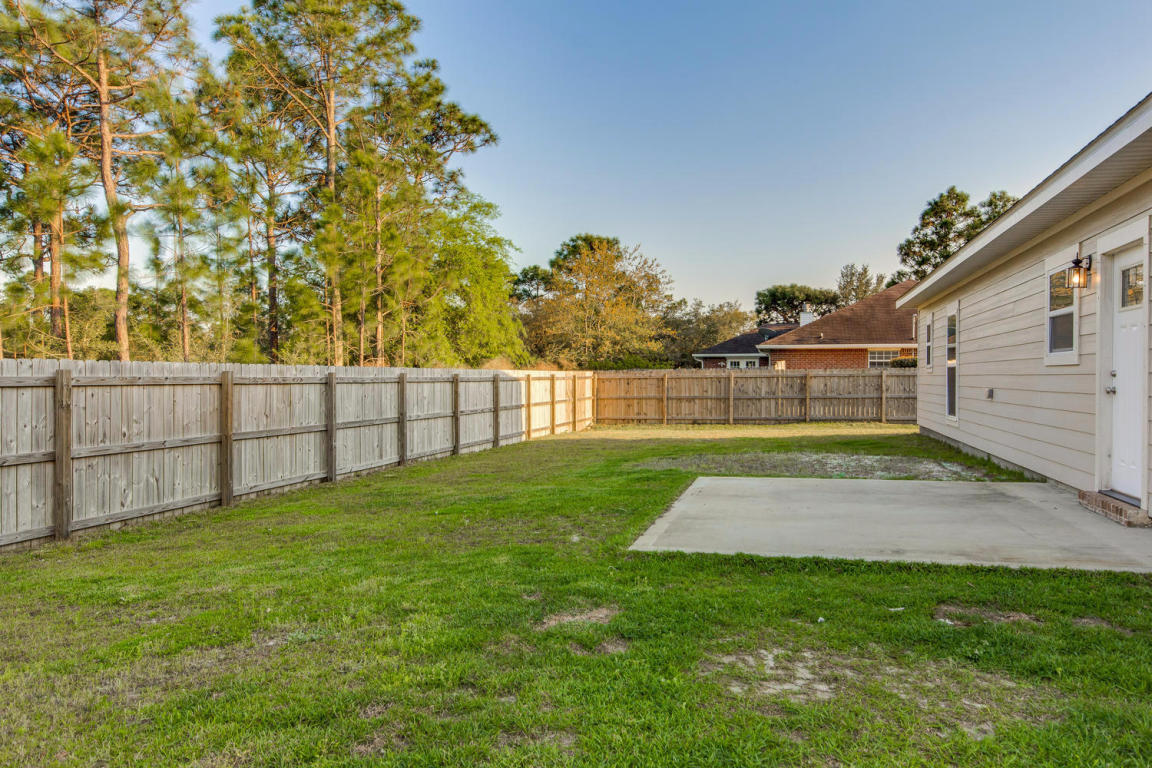 1964 EVERGLADES Drive, Navarre, FL 32566