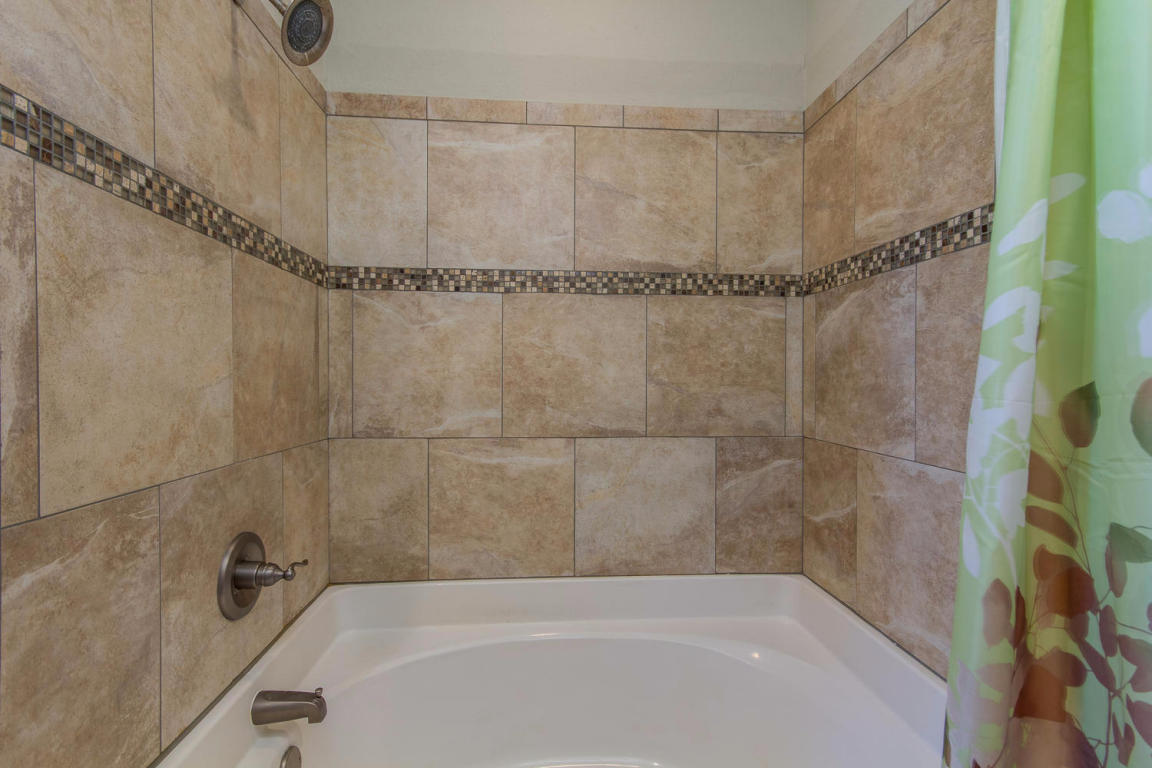 1964 EVERGLADES Drive, Navarre, FL 32566