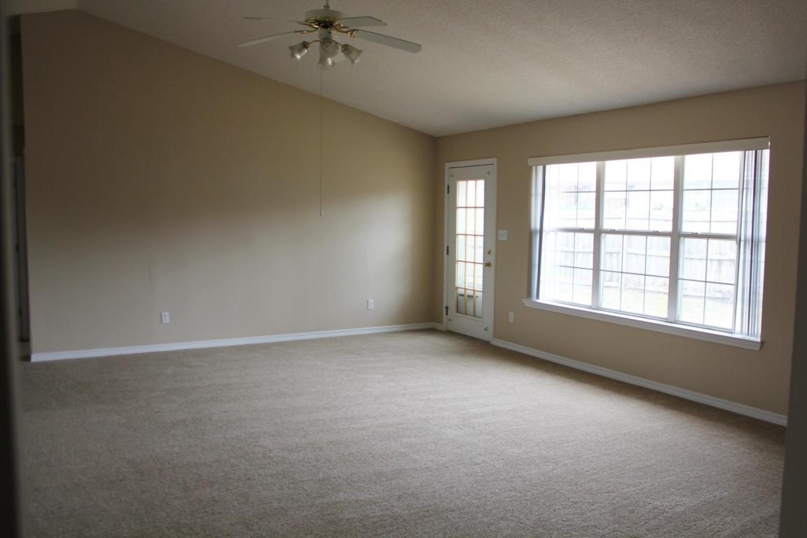 6960 COTTON BOLL Lane, Navarre, FL 32566