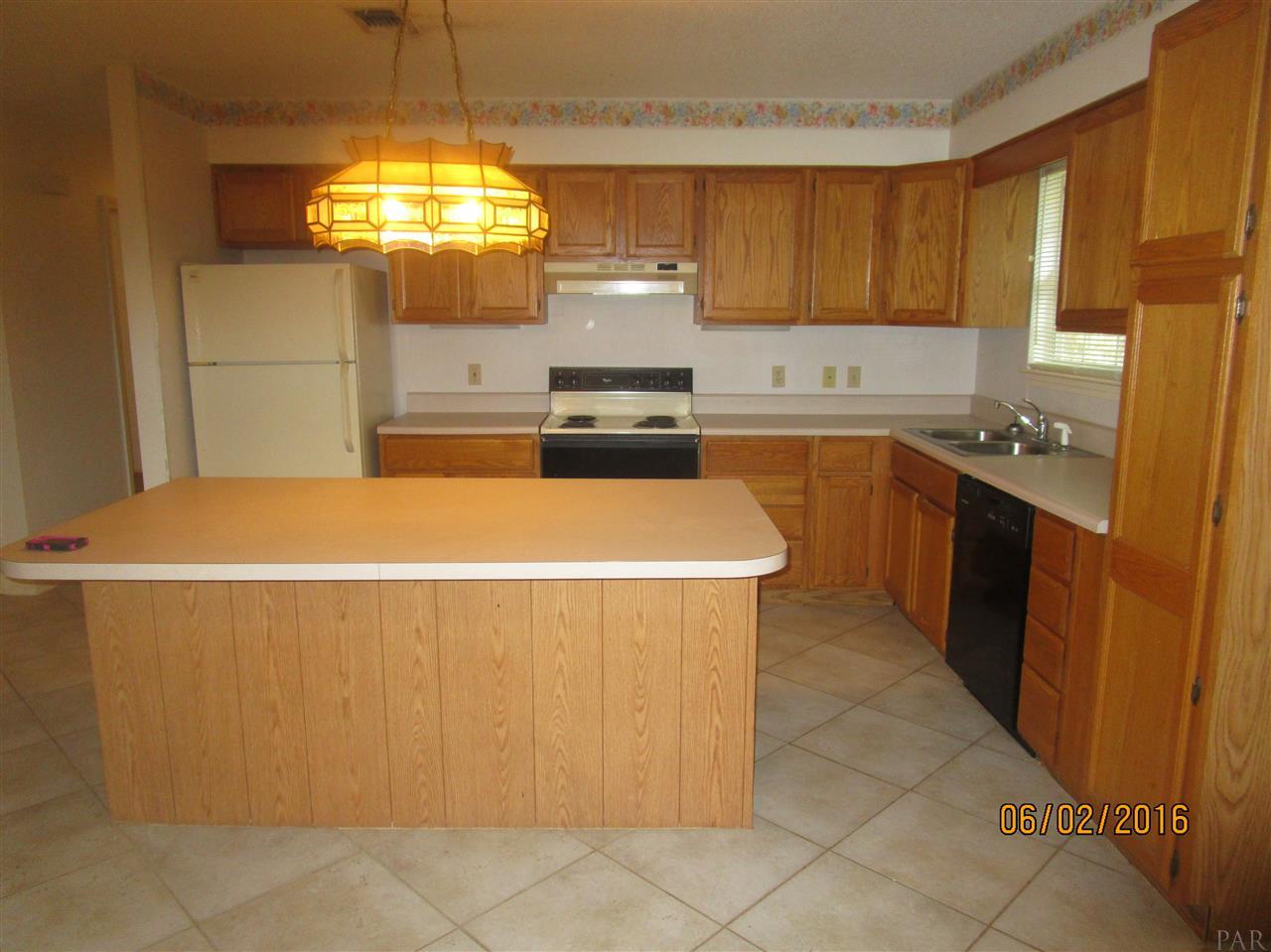 6868 EAST BAY BLVD, Navarre, FL 32566