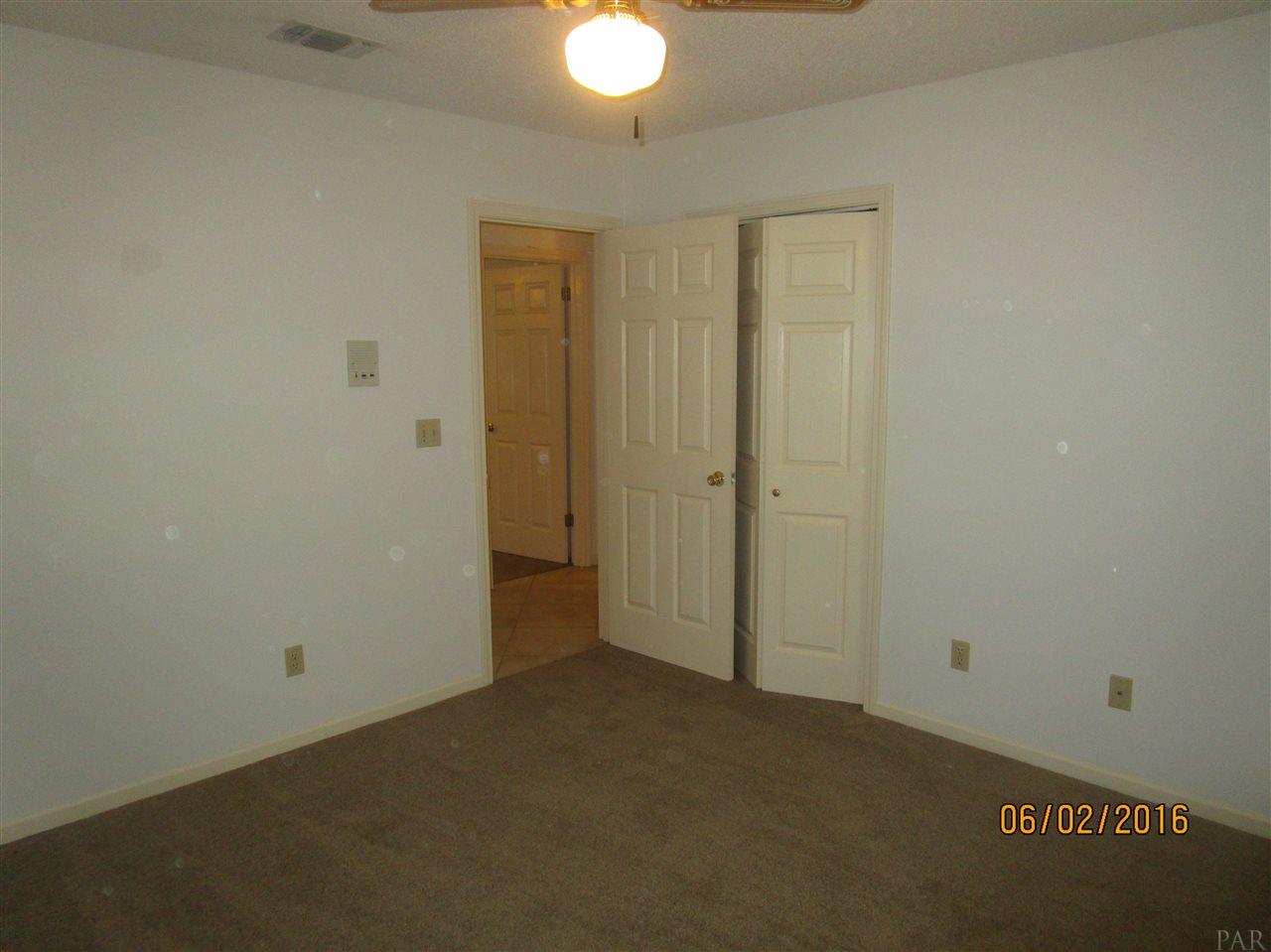 6868 EAST BAY BLVD, Navarre, FL 32566