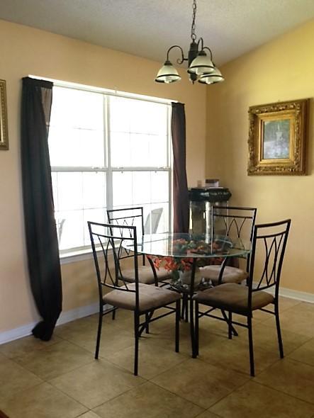 10026 PARKER LAKE Circle, Navarre, FL 32566