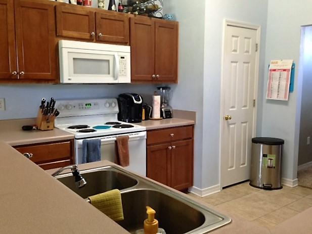 10026 PARKER LAKE Circle, Navarre, FL 32566