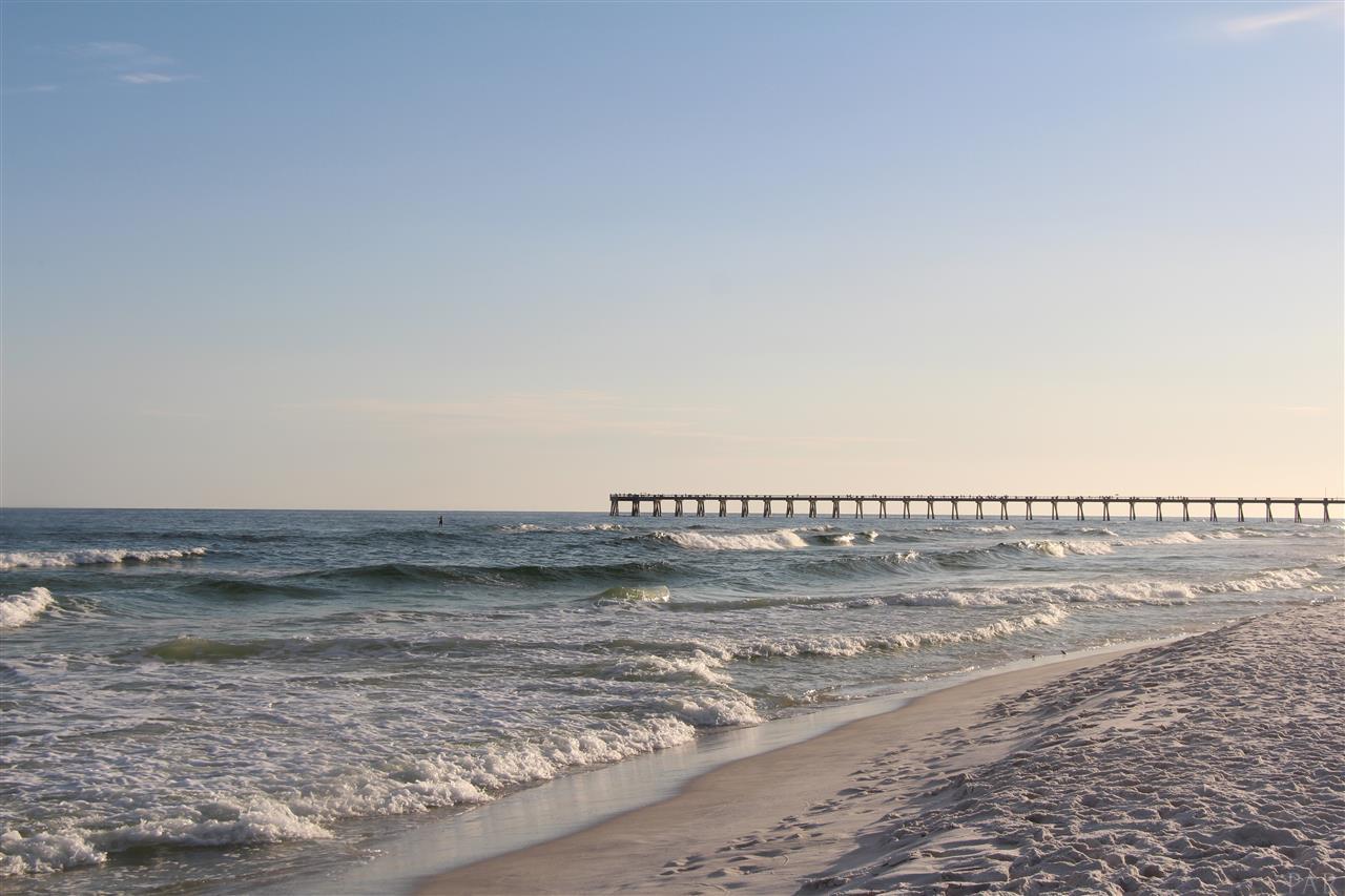 1411 Nautilus Dr, Navarre, FL 32566