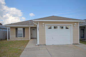 7691 Chablis Cir, Navarre, FL 32566