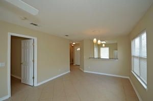 7691 Chablis Cir, Navarre, FL 32566