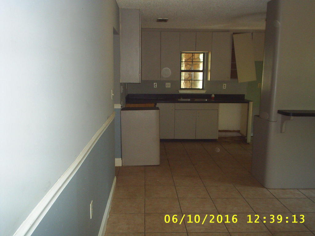 8226 Sevilla Street, Navarre, FL 32566