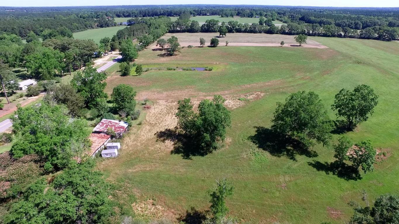 8071 Co Rd 393, Laurel Hill, FL 32567