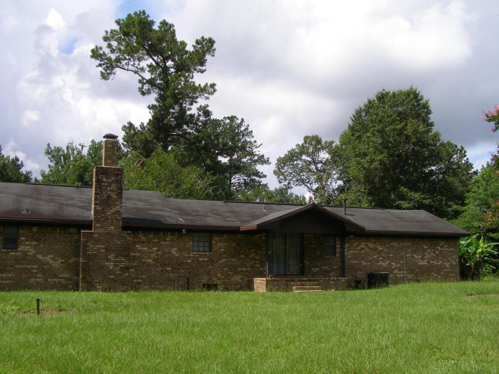 7010 Bill Lundy Road, Laurel Hill, FL 32567
