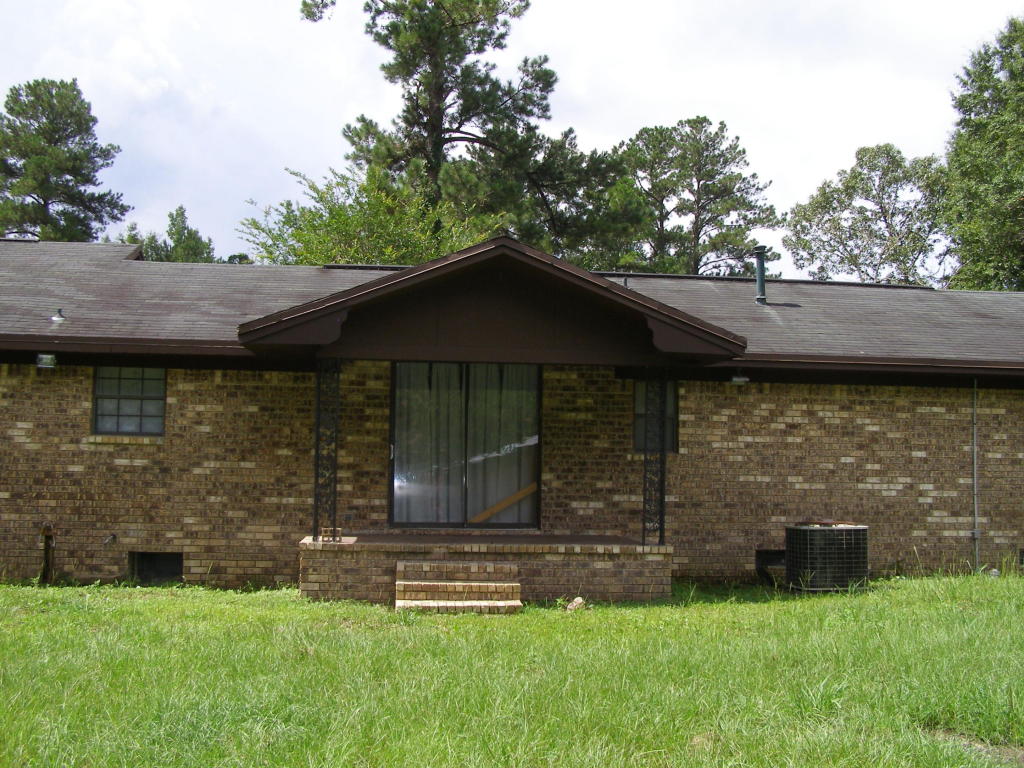 7010 Bill Lundy Road, Laurel Hill, FL 32567