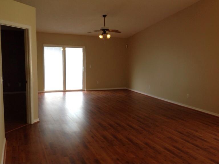 403 PEREGRINE Court, Mary Esther, FL 32569