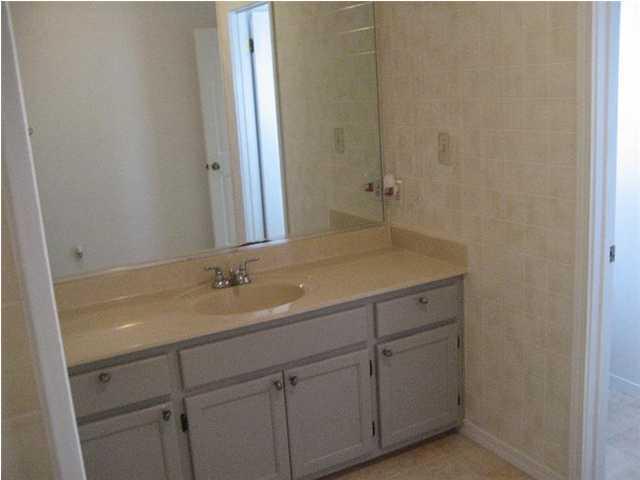301 Rue Dianne, Mary Esther, FL 32569