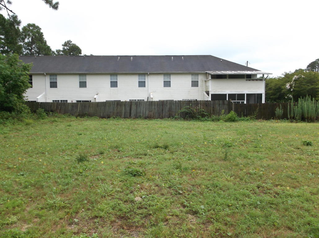 423 Lakeview Street, Mary Esther, FL 32569