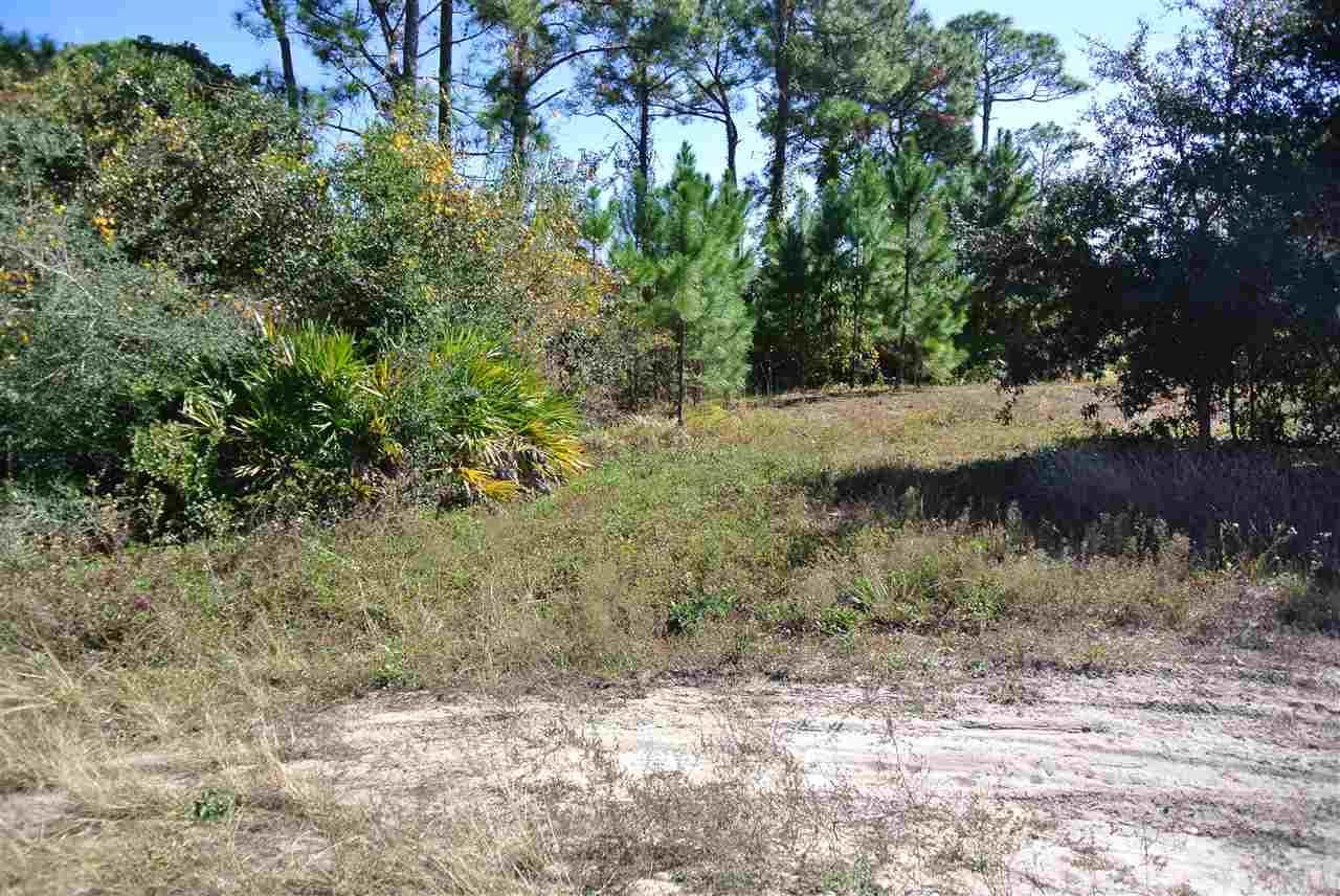 417 EMERALD POINTE DR, Mary Esther, FL 32569