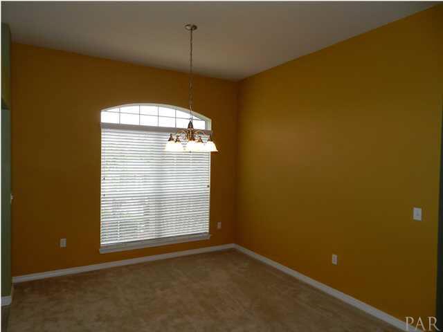 5548 MAGGIE ROSE CIR, Milton, FL 32570
