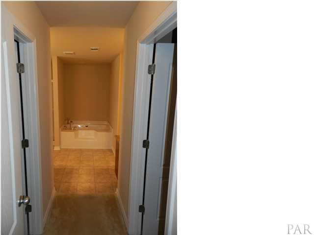 5548 MAGGIE ROSE CIR, Milton, FL 32570