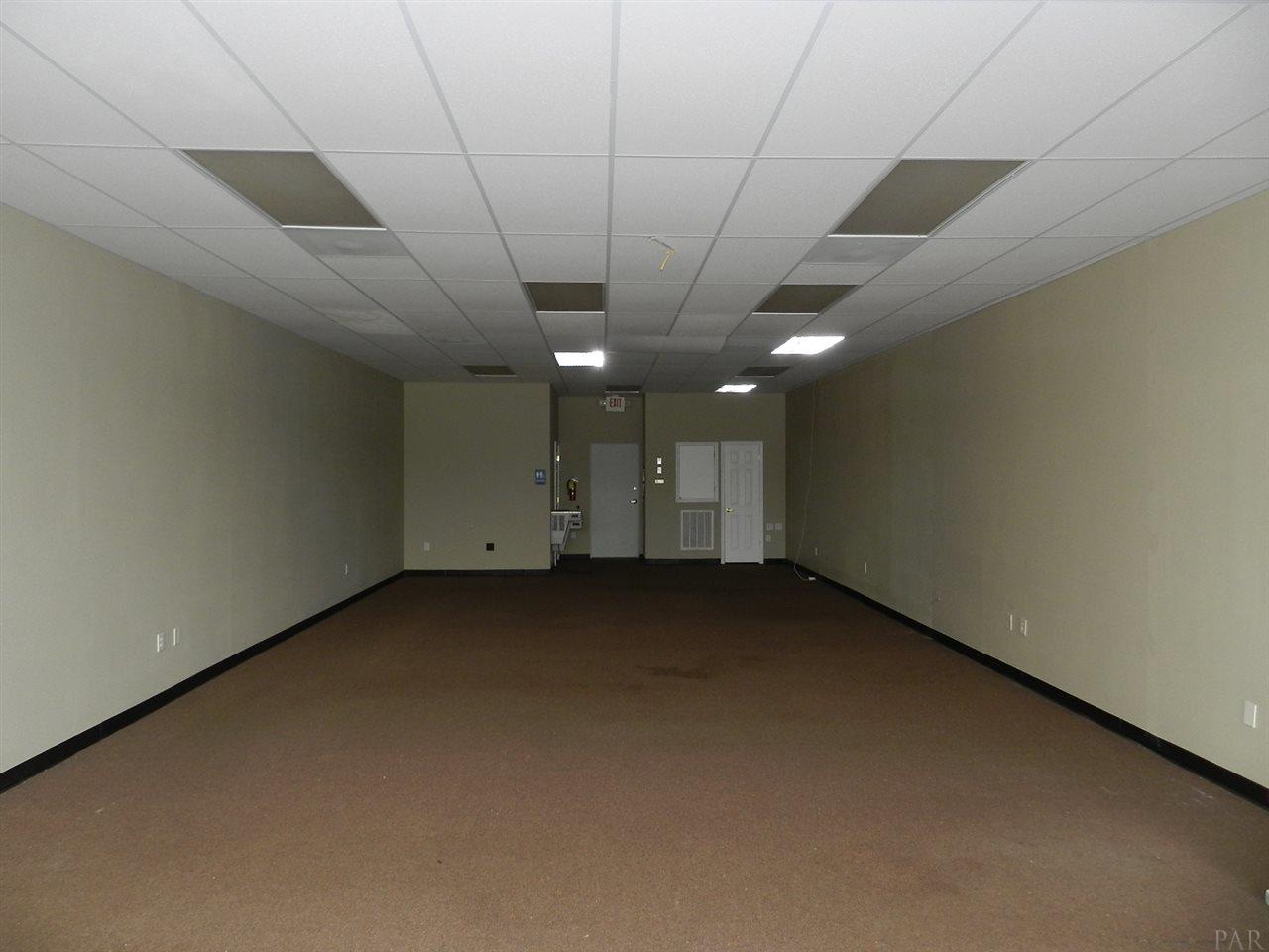 5941 BERRYHILL RD, Milton, FL 32570