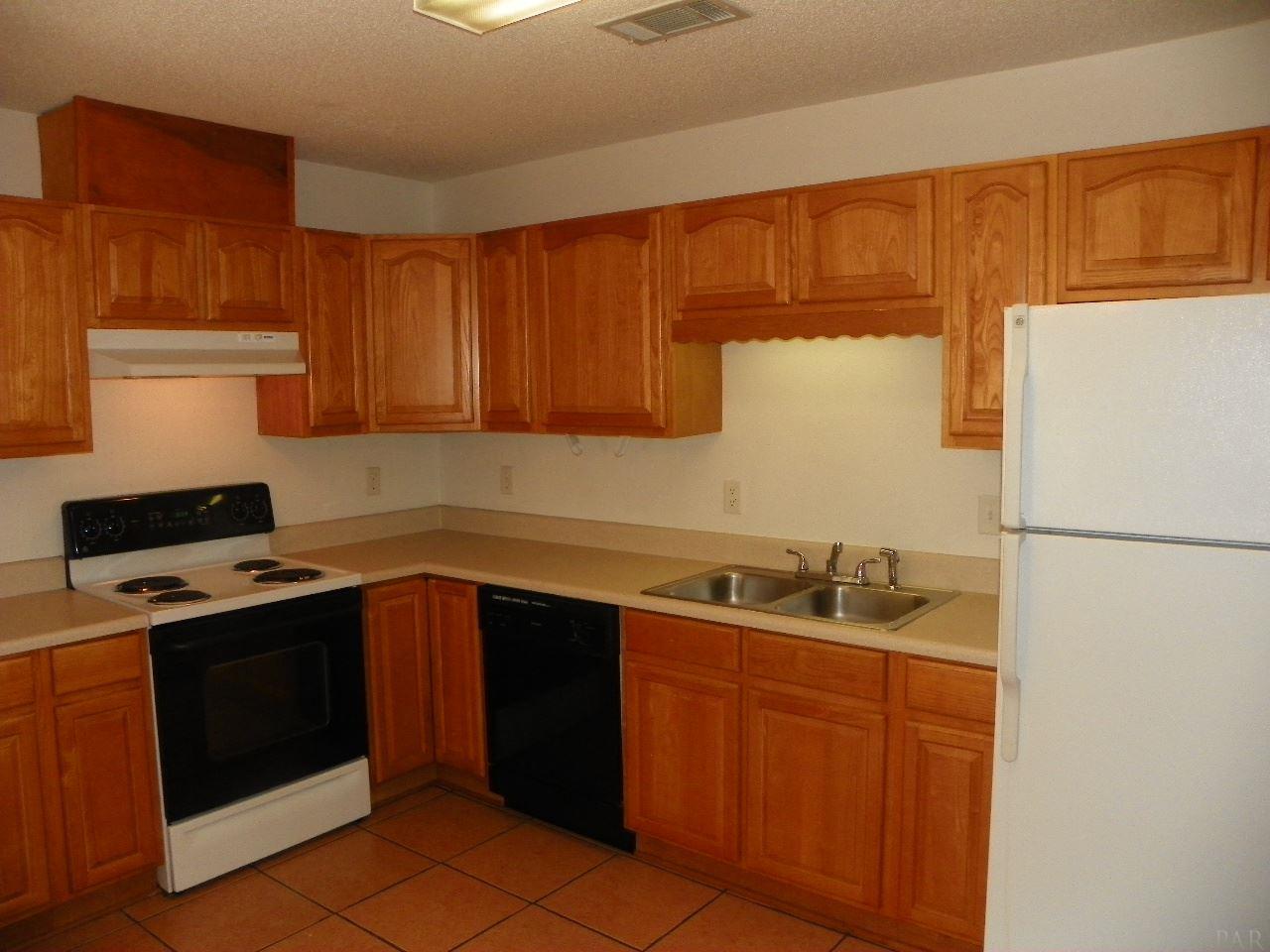 7157 PINE BLOSSOM RD, Milton, FL 32570