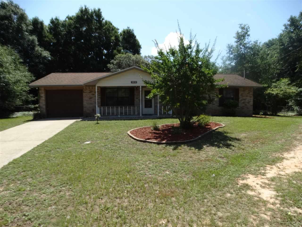 5385 CAMILLE GARDENS CIR, Milton, FL 32570