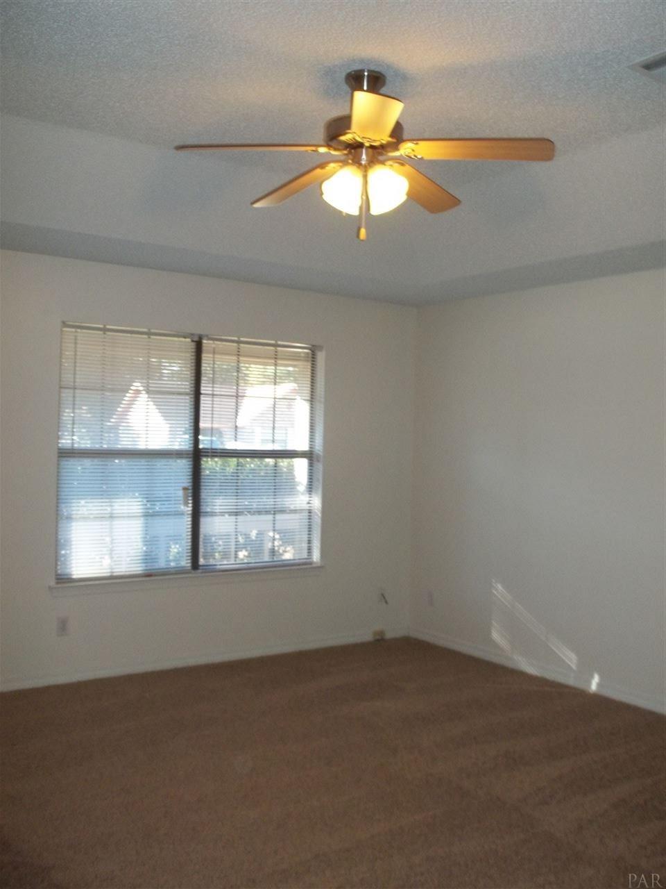 6569 IMPERIAL DR, Milton, FL 32570
