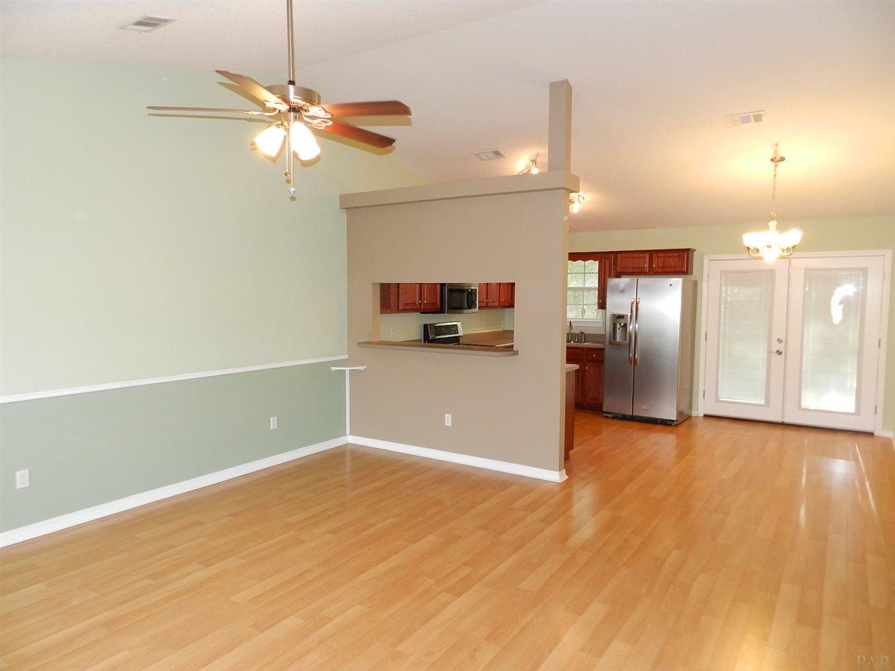 6607 WOODBURY FOREST DR, Milton, FL 32570