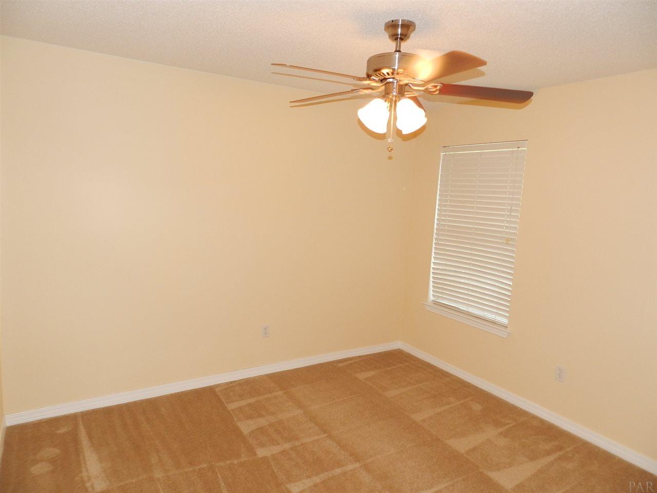 6607 WOODBURY FOREST DR, Milton, FL 32570