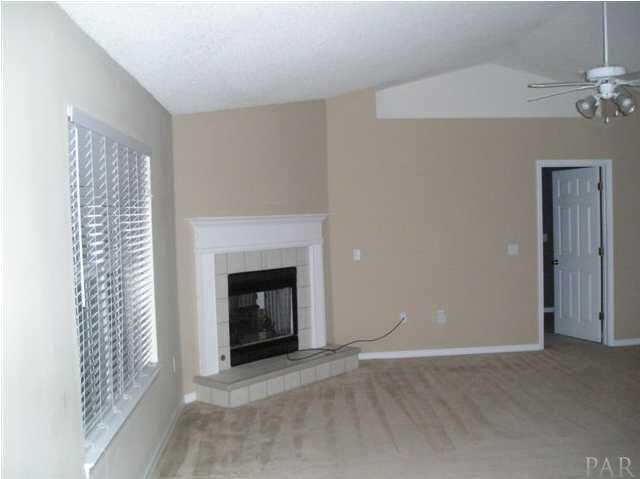 6034 MEURSALT RD, Milton, FL 32570