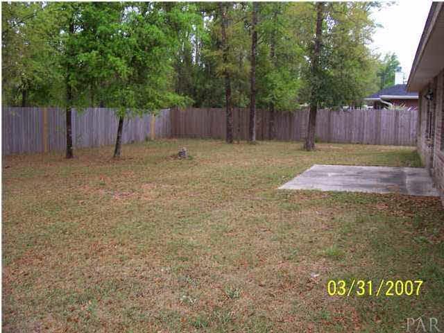 5258 HAWKS NEST DR, Milton, FL 32570
