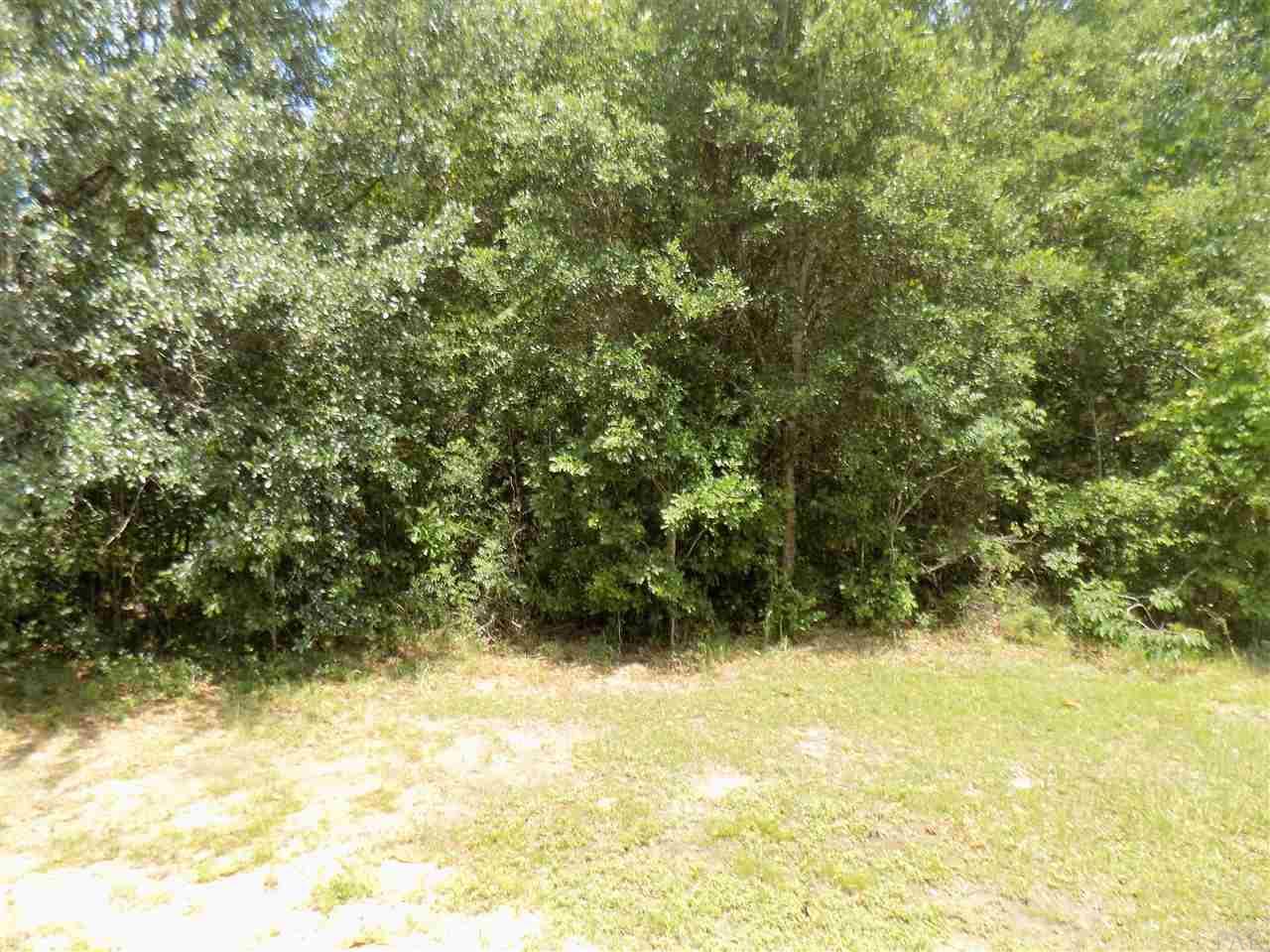6400 Imperial Dr, Milton, FL 32570