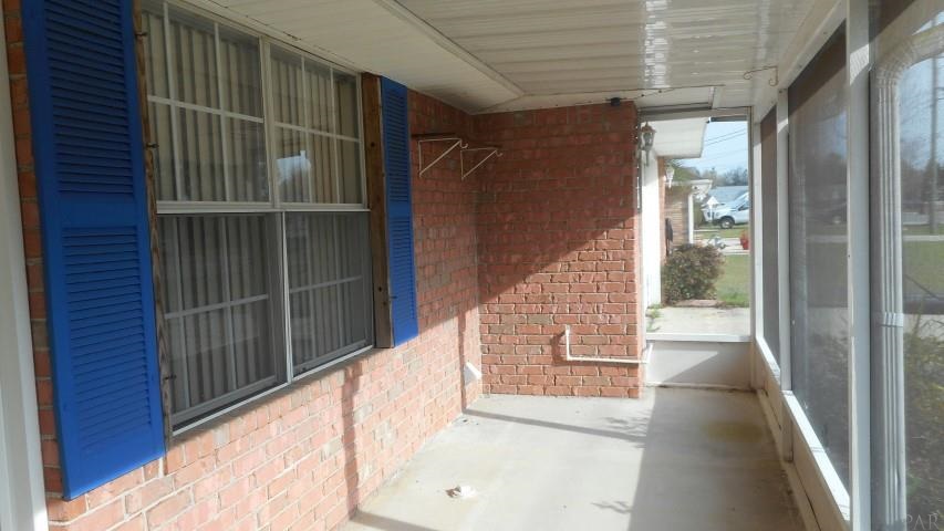 6943 CEDAR RIDGE CIR, Milton, FL 32570