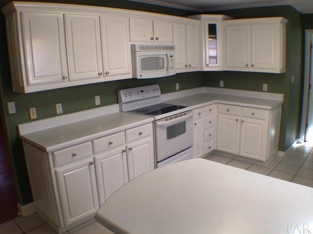 5251 W SPENCER FIELD RD, Pace, FL 32571