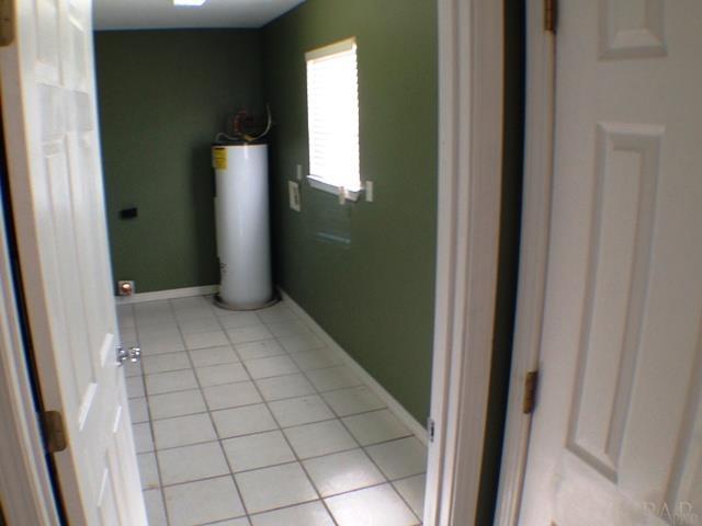 5251 W SPENCER FIELD RD, Pace, FL 32571