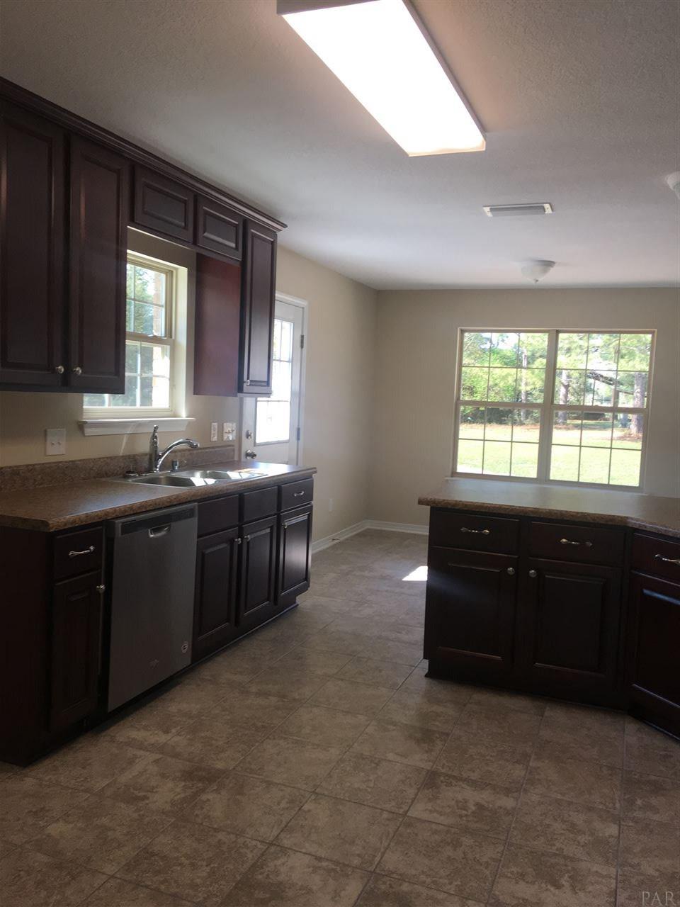 3526 JUBILEE DR, Pace, FL 32571