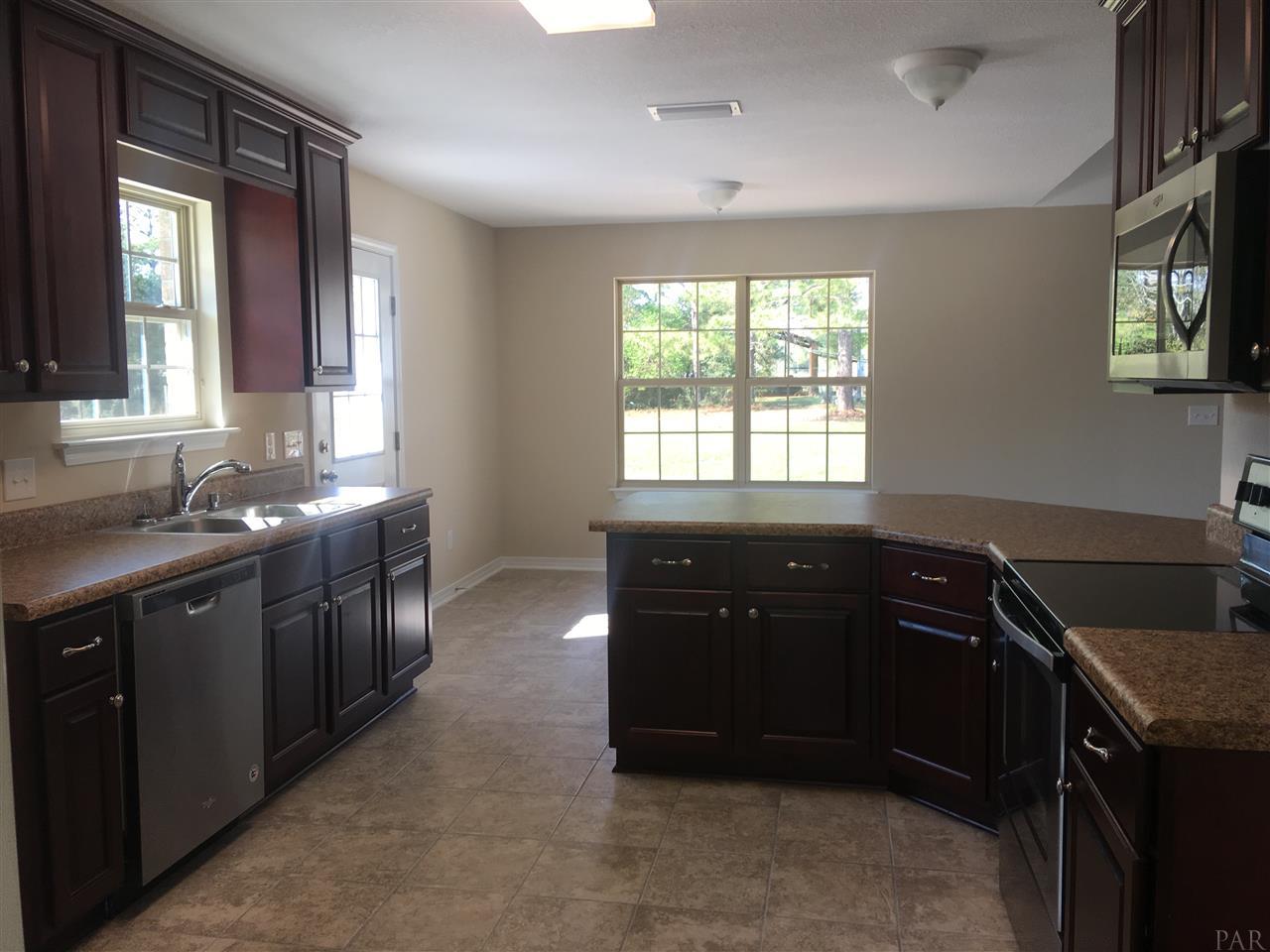 3526 JUBILEE DR, Pace, FL 32571
