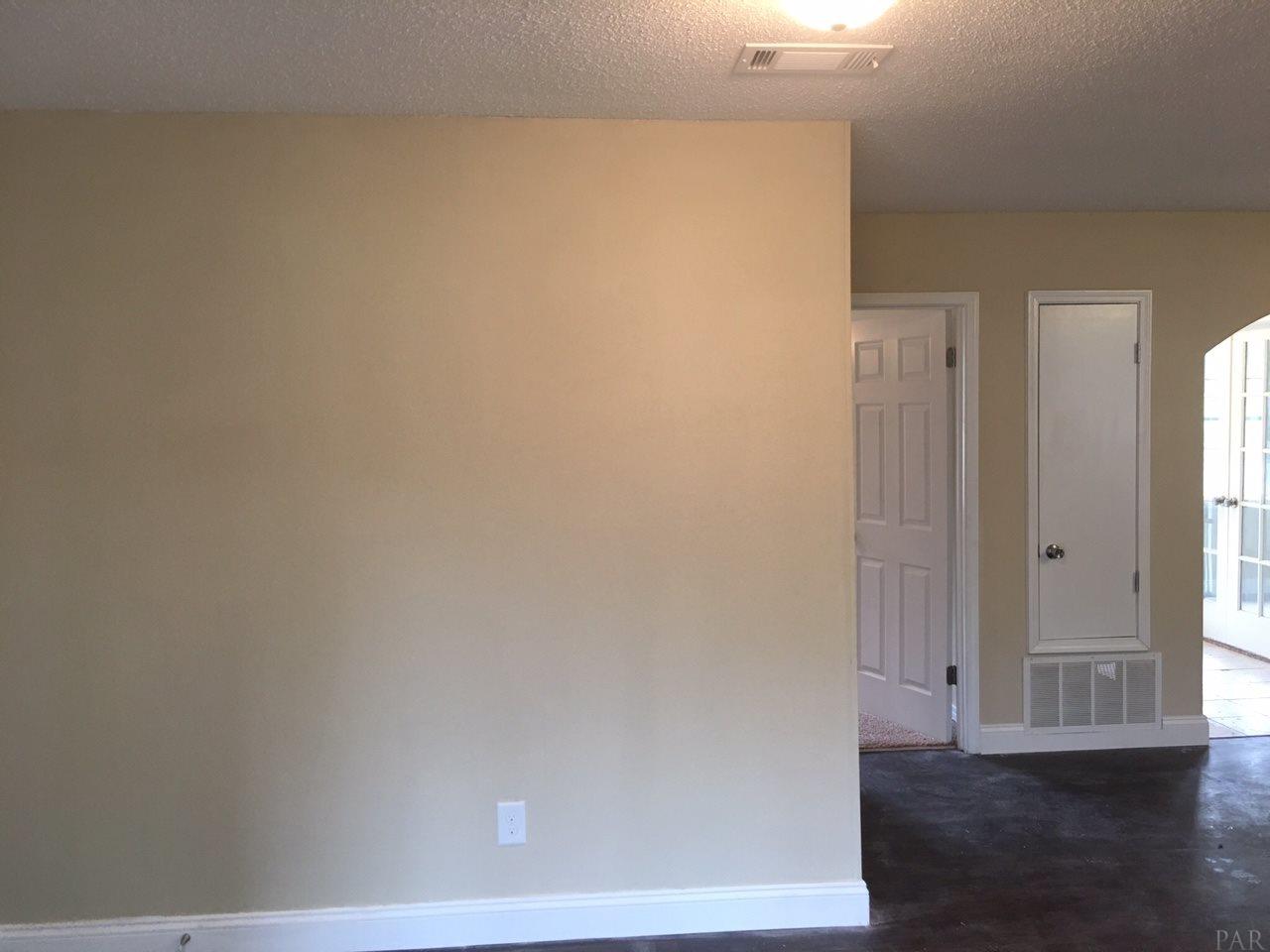 5210 COMPASS CT, Pace, FL 32571
