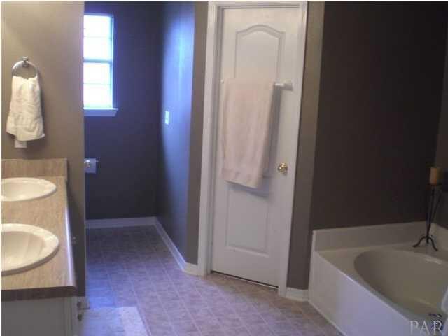 3955 ANDERSHOT ST, Pace, FL 32571