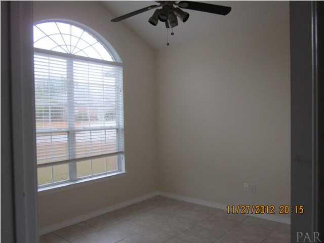 2906 GREYSTONE DR, Pace, FL 32571