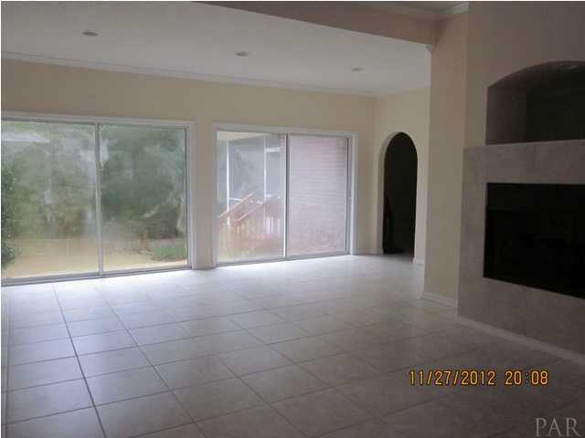 2906 GREYSTONE DR, Pace, FL 32571