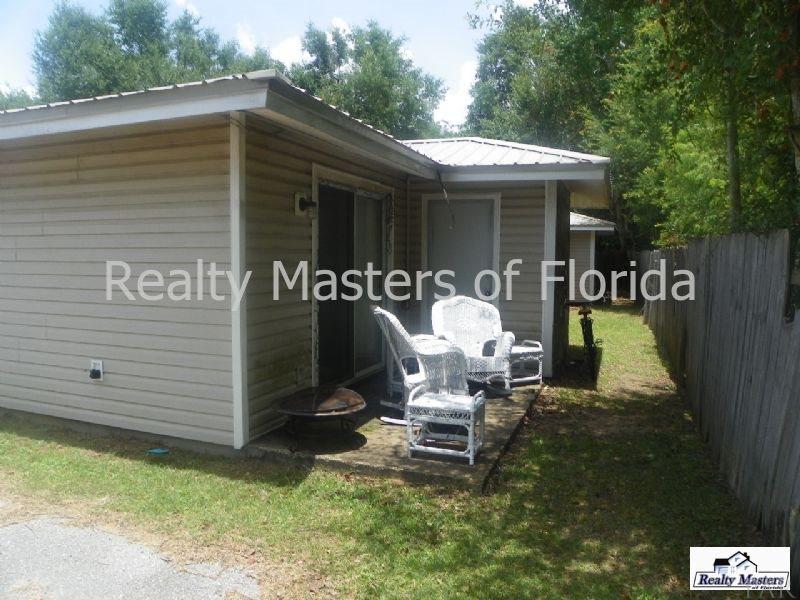 4964 W SPENCER FIELD RD, Pace, FL 32571