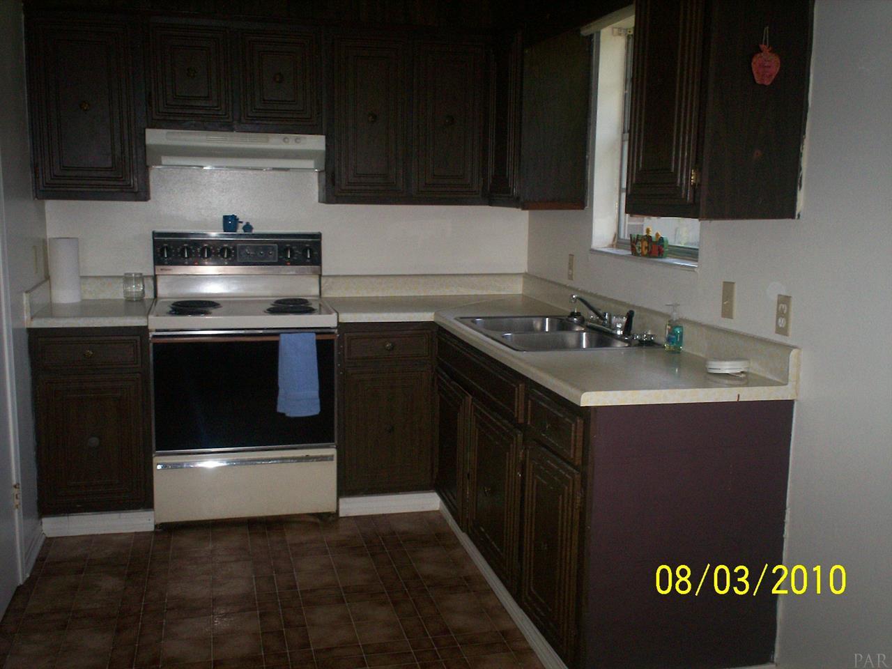 4240 DEL ALMIRANTE, Milton, FL 32571