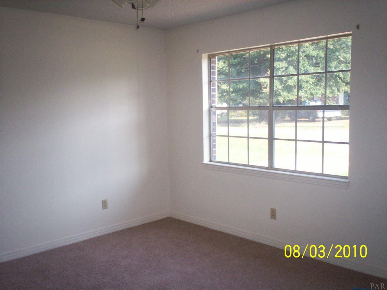 4240 DEL ALMIRANTE, Milton, FL 32571