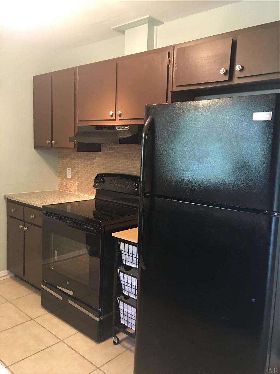 5225 MOORE LN, Milton, FL 32571
