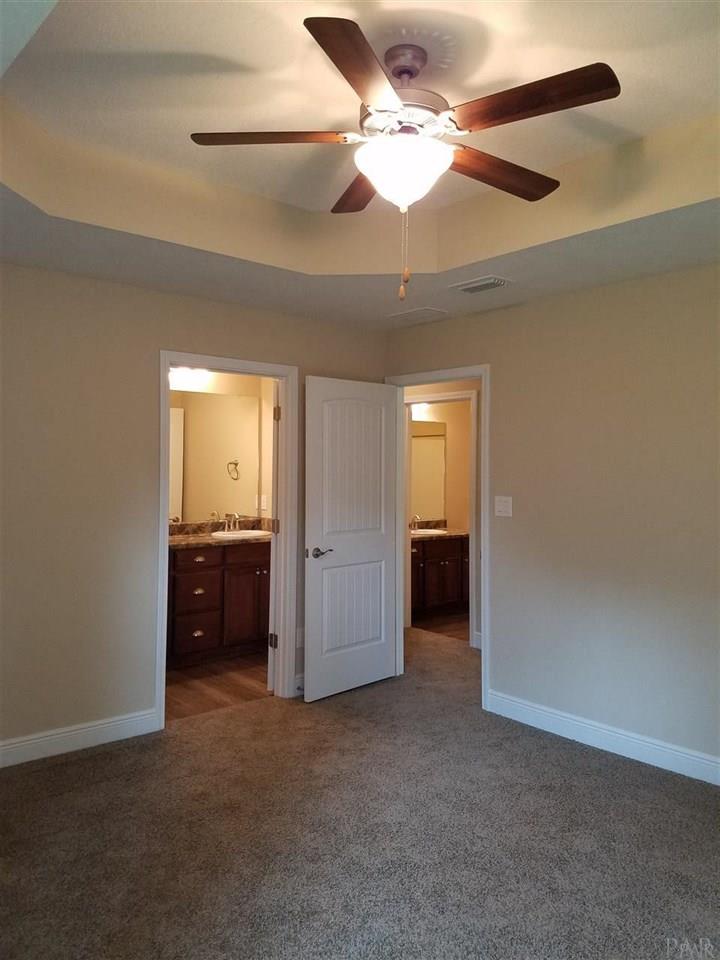 4225 HAZELHURST DR, Pace, FL 32571