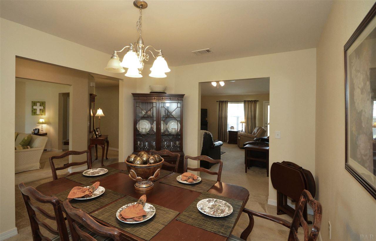 5101 ENGLISH OAK DR, Pace, FL 32571